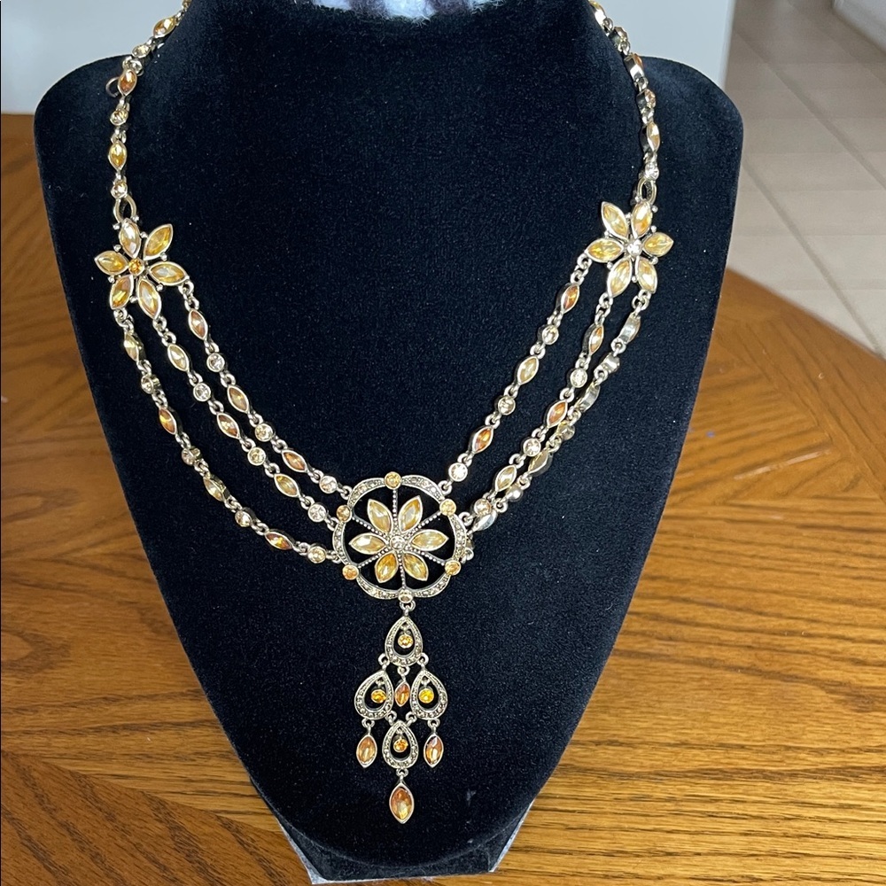 Elegant Gold and Silver Floral Necklace